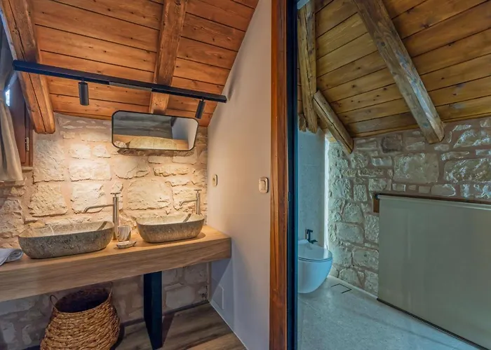 Villa Sunshine - Fairytale Countryside By Etouri